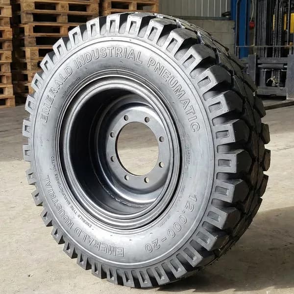Emerald Industrial Pneumatic Tyres